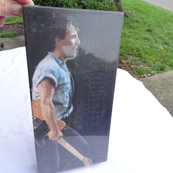 Bruce Springsteen & The E Street Band Live 1975-85 3 Compact Discs Boxed - Picture 1 of 6